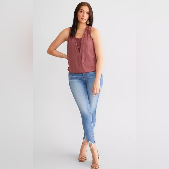 BUCKLE BLACK Surplice Tank Top Woven V-neck Lace Bodice Elastic Hem Size XL - Picture 2 of 11